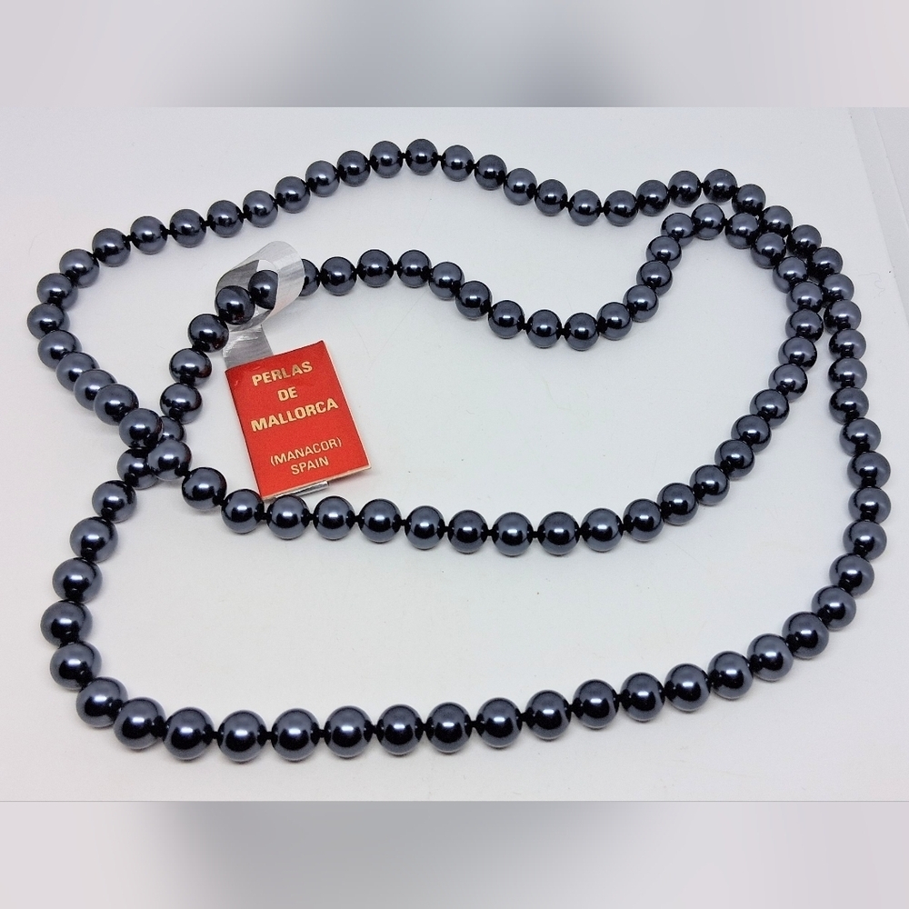 * Mallorca NWT Faux Black Pearl Necklace 17.5"